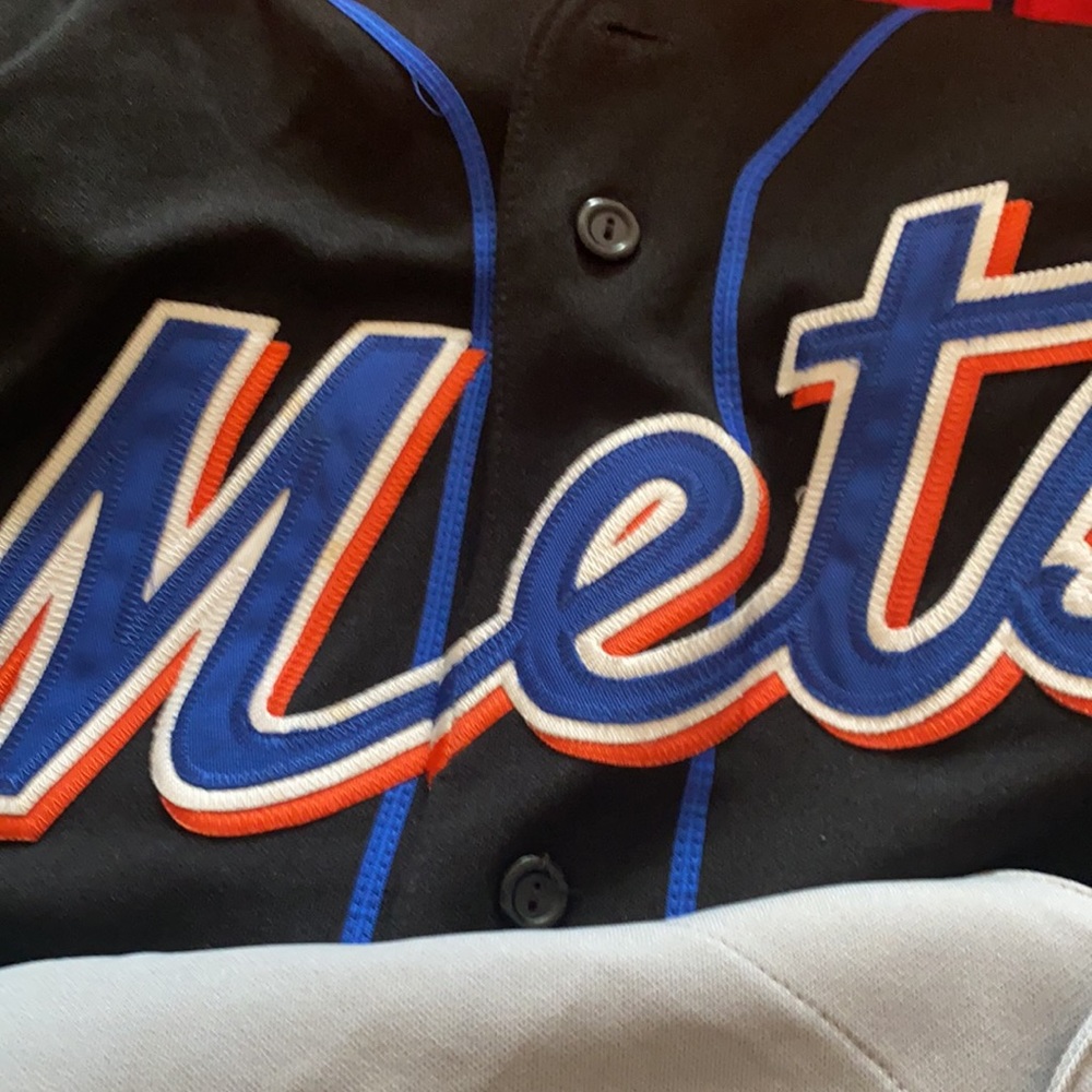 baseball jerseys - Picture 3 of 7